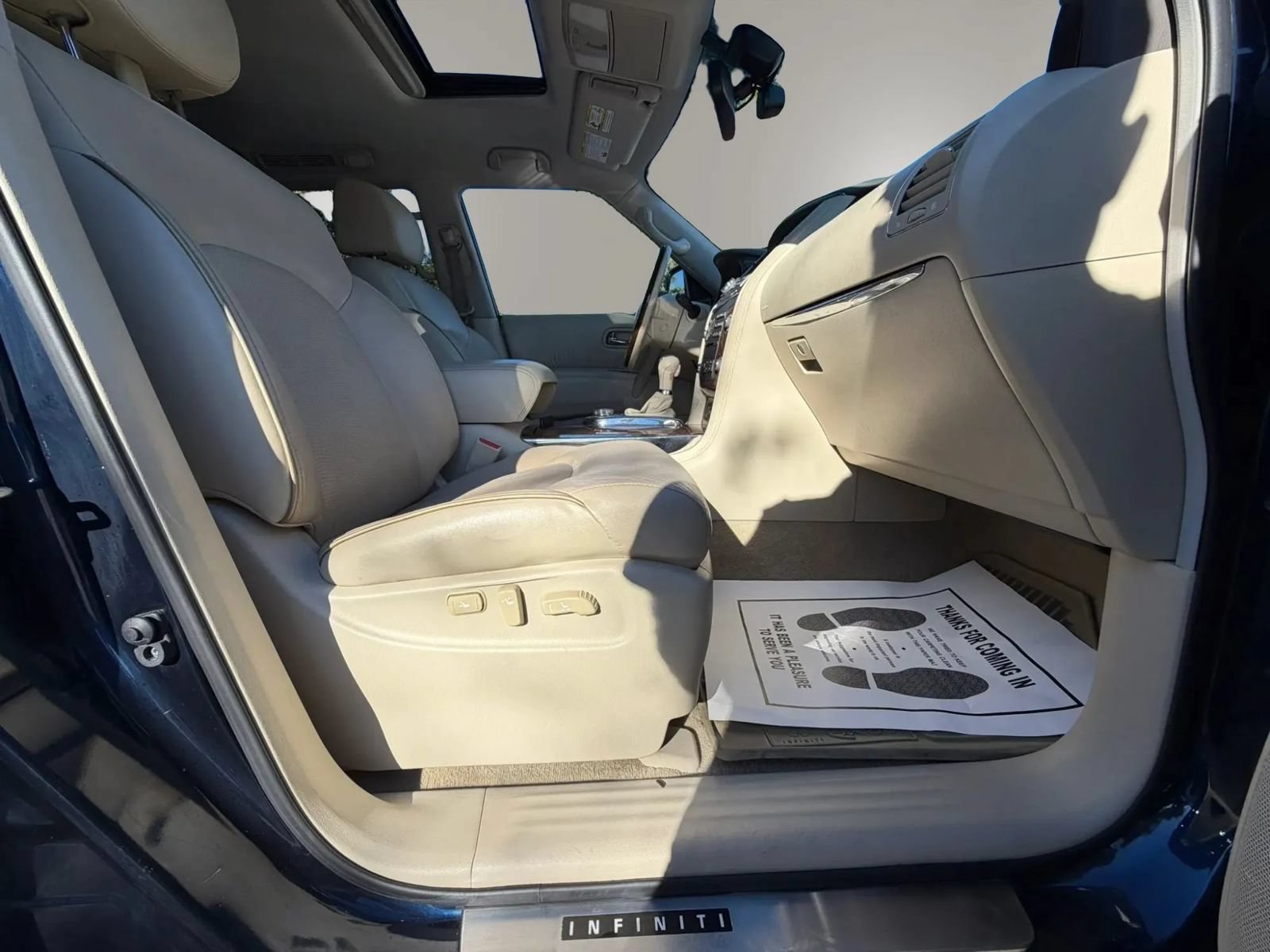 Used 2015 INFINITI QX80 4WD w/ 22" Wheel Package image 32