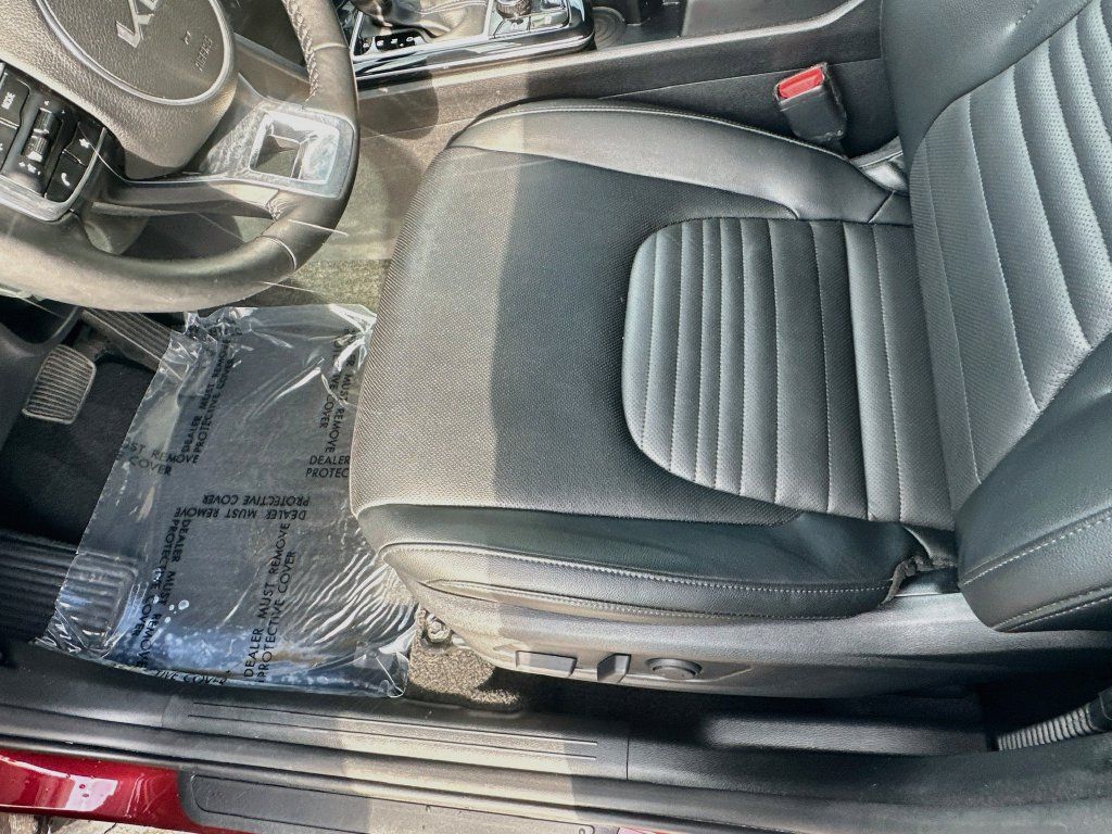 Certified 2024 Kia Sportage SX FWD image 20