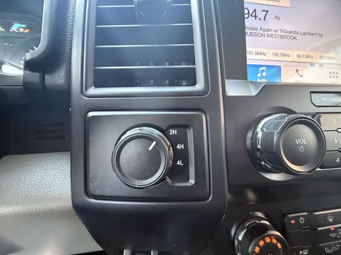 Used 2019 Ford F150 XL w/ Equipment Group 101A Mid AWD/4WD image 7
