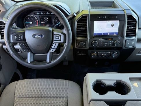 Used 2022 Ford F250 XLT w/ XLT Premium Package AWD/4WD image 12