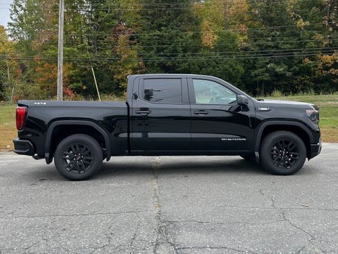 New 2026 GMC Sierra 1500 Pro w/ Graphite Edition AWD/4WD image 2