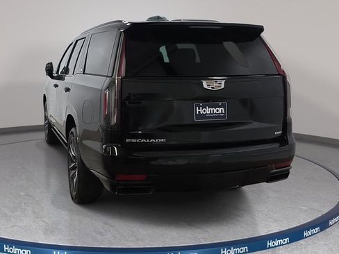 Used 2023 Cadillac Escalade Sport w/ Touring Package AWD/4WD image 7