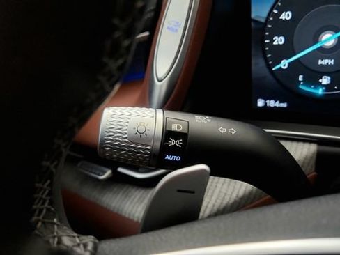 Used 2023 Genesis G90 3.5T AWD/4WD image 58