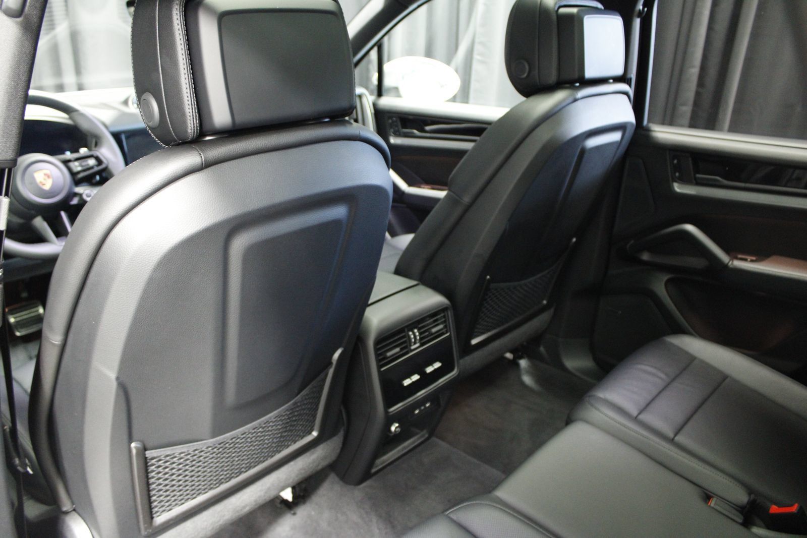 Certified 2026 Porsche Cayenne S AWD/4WD image 44