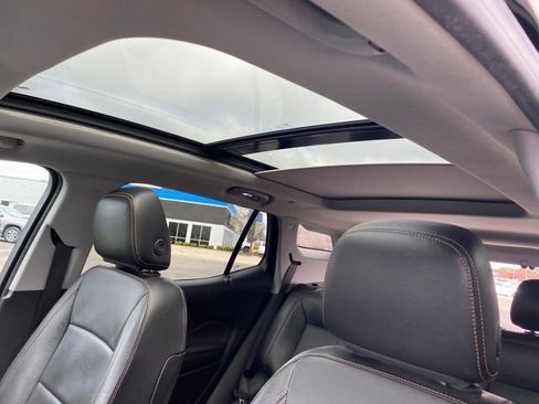 Used 2020 GMC Terrain SLT w/ GMC Pro Grade Package AWD/4WD image 15