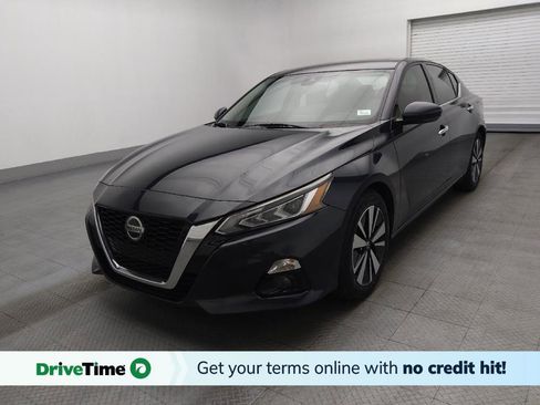 Used 2019 Nissan Altima 2.5 SV image 1