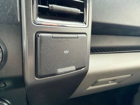 Certified 2017 Ford F150 XLT AWD/4WD image 31