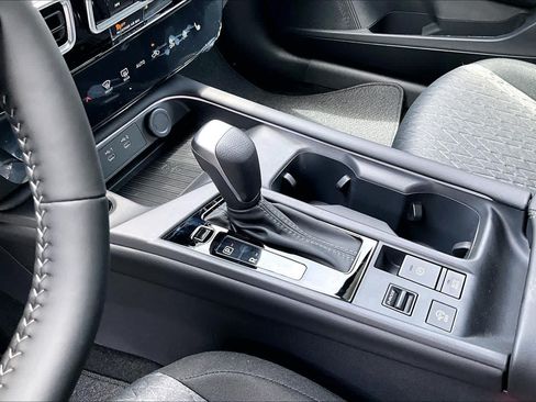 New 2026 Nissan Sentra SV w/ SV Convenience Package FWD image 7