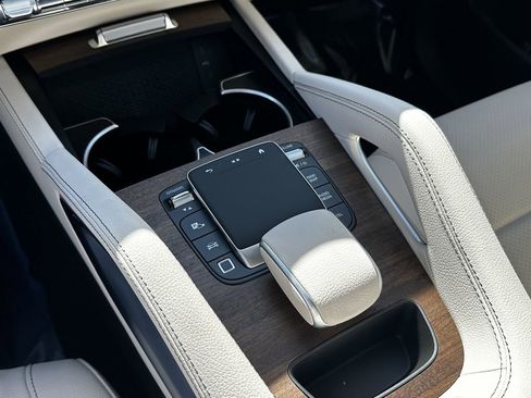 Certified 2026 Mercedes-Benz GLE 450 4MATIC image 33