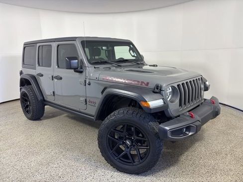 Used 2019 Jeep Wrangler Unlimited Rubicon image 2
