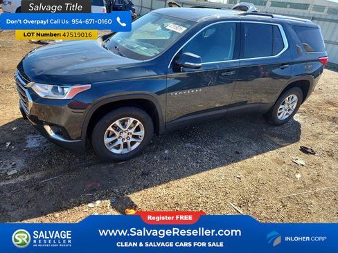 Used 2018 Chevrolet Traverse LT image 1