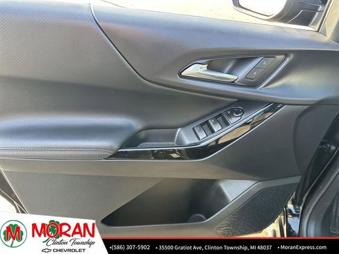 Used 2025 Chevrolet Equinox LT image 22