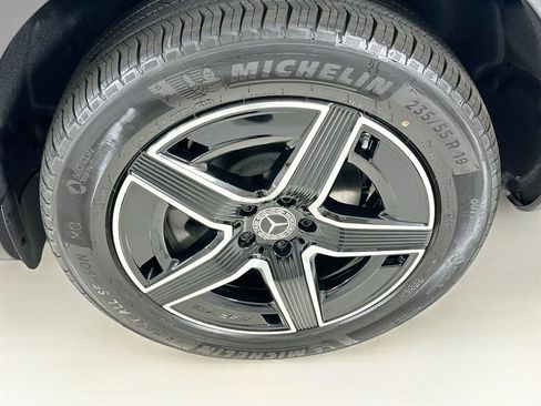 New 2026 Mercedes-Benz GLC 300 image 34