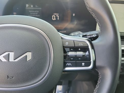 Used 2025 Kia Sorento S w/ Panoramic Sunroof Package FWD image 24