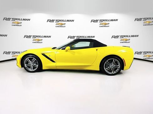 Used 2017 Chevrolet Corvette Stingray Convertible w/ 3LT Preferred Equipment Group RWD image 4