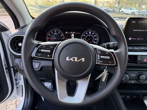 Certified 2024 Kia Forte LXS w/ LXS Technology Package image 13