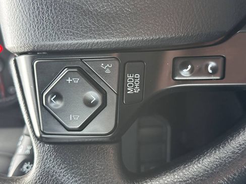 Used 2023 Toyota Tacoma SR AWD/4WD image 38