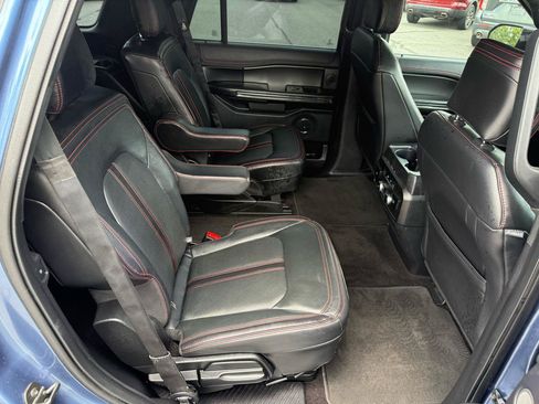 Used 2019 Ford Expedition Limited w/ Equipment Group 303A RWD image 23
