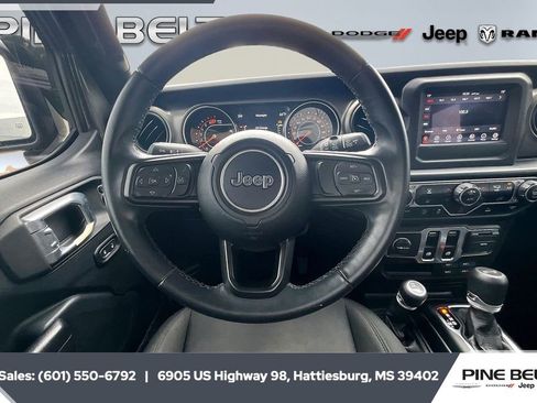 Used 2021 Jeep Wrangler Sport S image 5