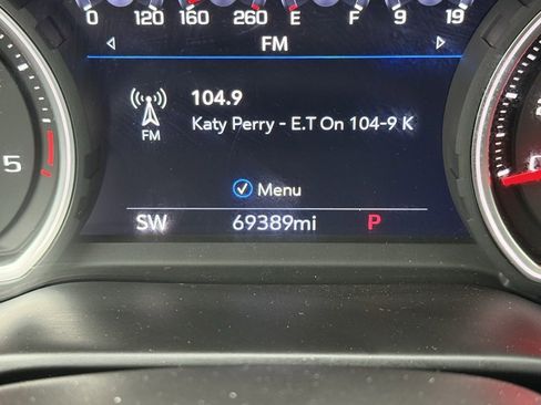 Used 2021 Chevrolet Silverado 2500 LTZ w/ LTZ Premium Package image 33