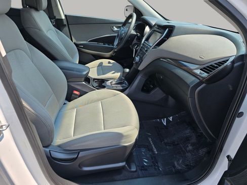 Used 2017 Hyundai Santa Fe Sport FWD image 26