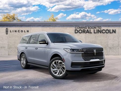 New 2027 Lincoln Navigator Premiere RWD image 4