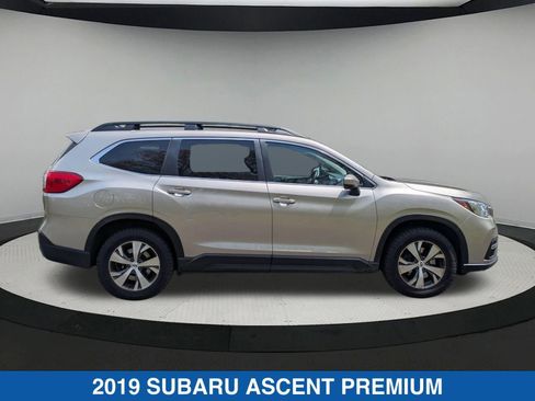 Used 2019 Subaru Ascent Premium AWD/4WD image 2