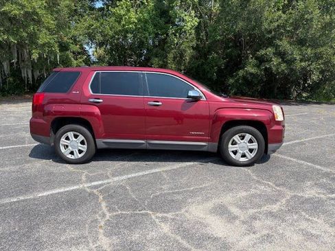 Used 2016 GMC Terrain SLE image 2