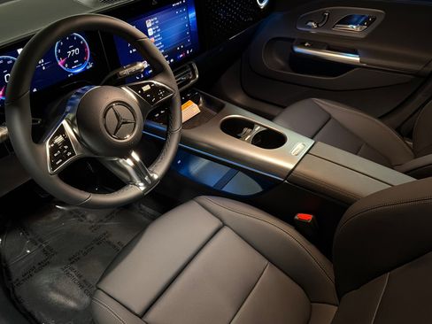 New 2027 Mercedes-Benz CLA 220 image 9