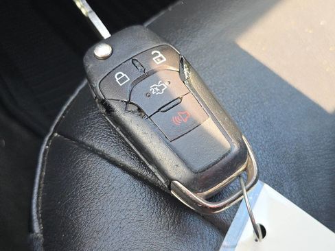 Used 2014 Ford Fusion Energi SE image 31