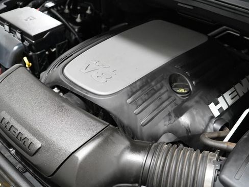 Used 2021 Dodge Durango R/T w/ Technology Group AWD/4WD image 36