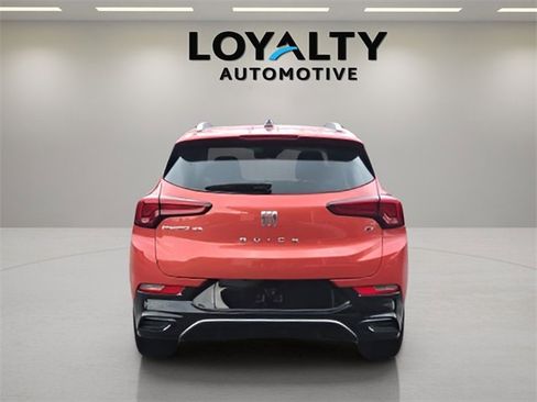 Used 2024 Buick Encore GX Sport Touring w/ Comfort Package image 4
