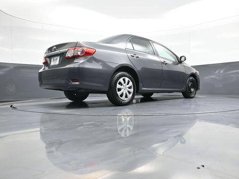 Used 2012 Toyota Corolla LE image 29