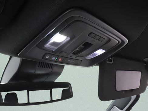 Used 2025 GMC Sierra 1500 AT4 w/ AT4 Preferred Package image 17