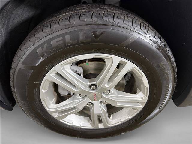 Used 2024 GMC Terrain SLE AWD/4WD image 11