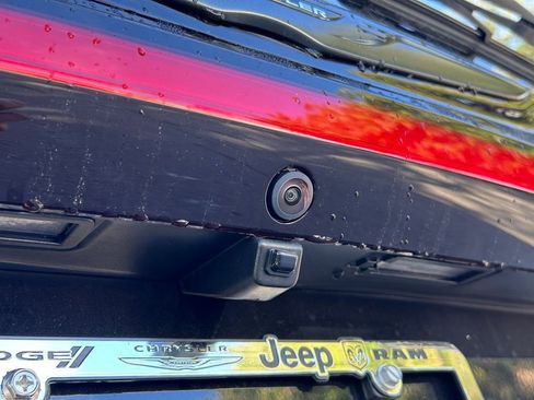 New 2026 Chrysler Pacifica Select w/ S Appearance Package image 26