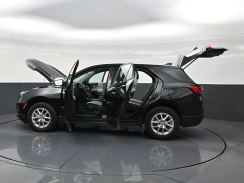 Used 2024 Chevrolet Equinox LS FWD image 29