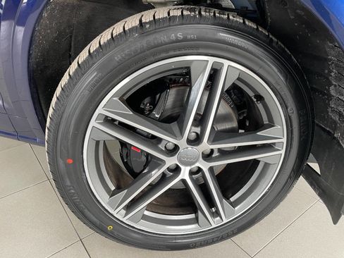 Used 2018 Audi SQ5 Premium Plus w/ Navigation Package image 11