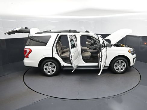 Used 2020 Ford Expedition XLT w/ Equipment Group 202A RWD image 49