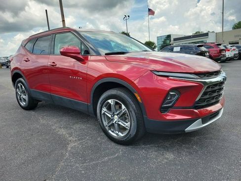 Used 2024 Chevrolet Blazer LT w/ Convenience Package FWD image 27