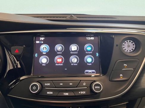 Used 2019 Buick Envision Essence FWD image 30
