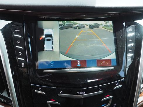 Used 2020 Cadillac Escalade Premium Luxury AWD/4WD image 27