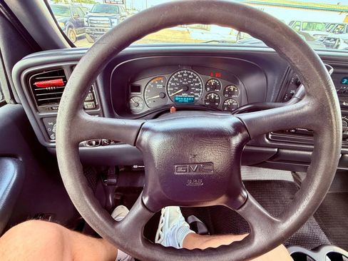 Used 2001 GMC Sierra 2500 4x4 Extended Cab HD image 11