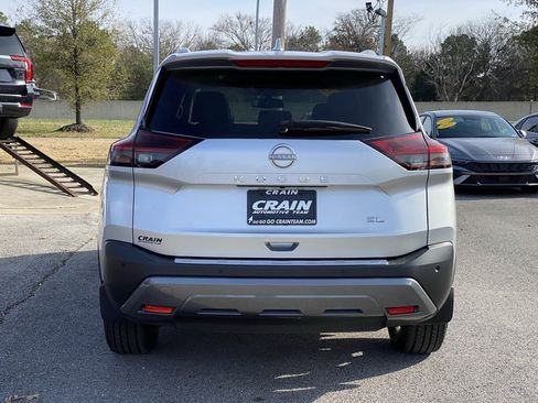 Used 2022 Nissan Rogue SL image 6