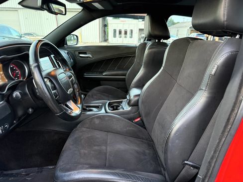 Used 2018 Dodge Charger GT AWD/4WD image 2