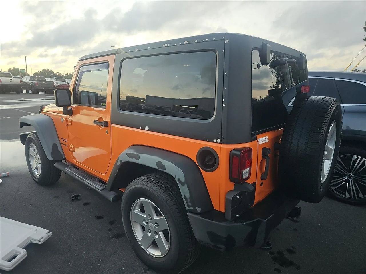 Used 2012 Jeep Wrangler Sport AWD/4WD image 6