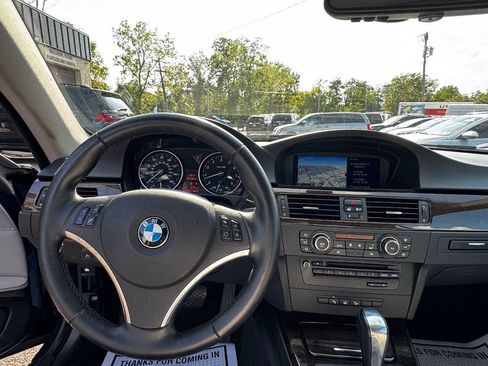 Used 2013 BMW 328i xDrive Coupe AWD/4WD image 16