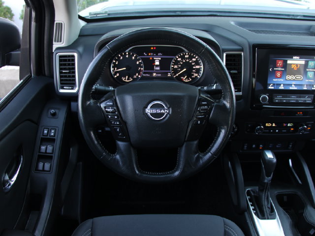 Certified 2023 Nissan Frontier SV w/ SV Convenience Package AWD/4WD image 17