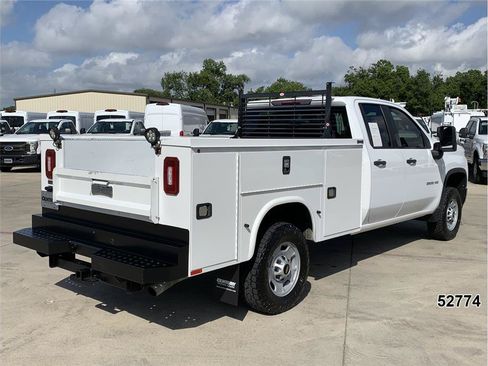 Used 2021 Chevrolet Silverado 2500 W/T w/ WT Fleet Convenience Package AWD/4WD image 2
