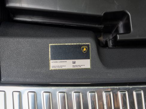 Used 2021 Lamborghini Urus AWD/4WD image 51